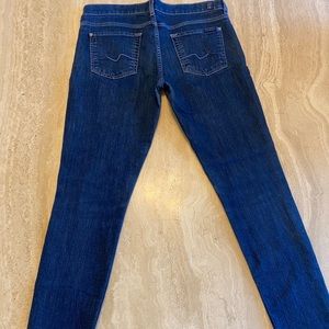 7 For All Mankind Gwenevere ankle length jeans size 30.
